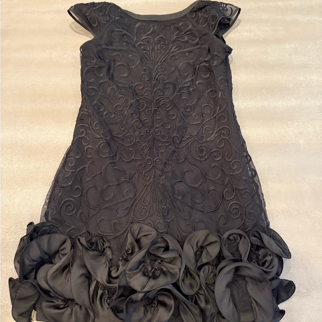 Guess Black Formal Dress With Floral Accents, Vintage. Size 8